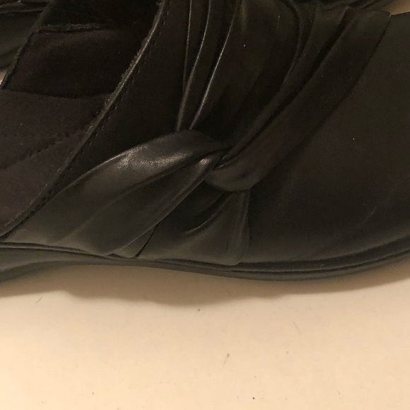 Clark collection leather mules - Picture 3 of 8